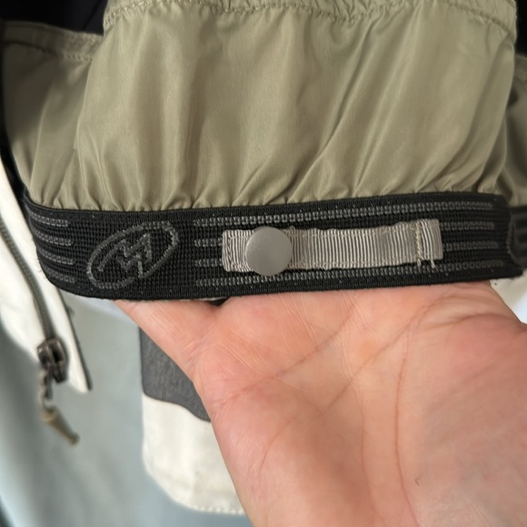 Cloudveil Gore-Tex Softshell - Picture 12 of 16